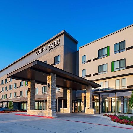 Courtyard Dallas Grand Prairie Hotel Exterior photo